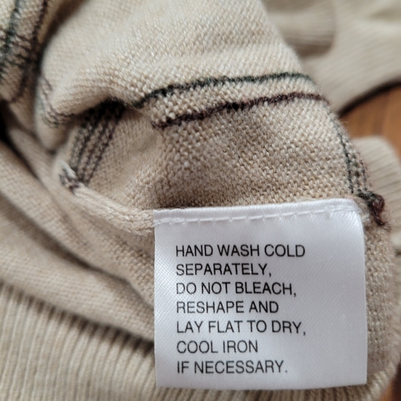Northern Isles Silk Rayon Cashmere Blend Windowpane Sweater Size Large - Picture 8 of 8